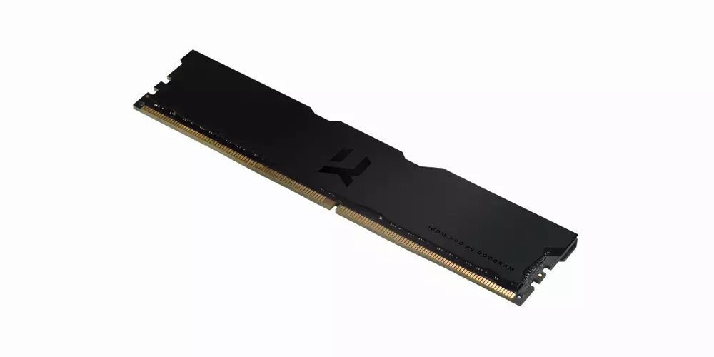Памет GOODRAM IRDM PRO DEEP BLACK 16GB DDR4 3600MHz