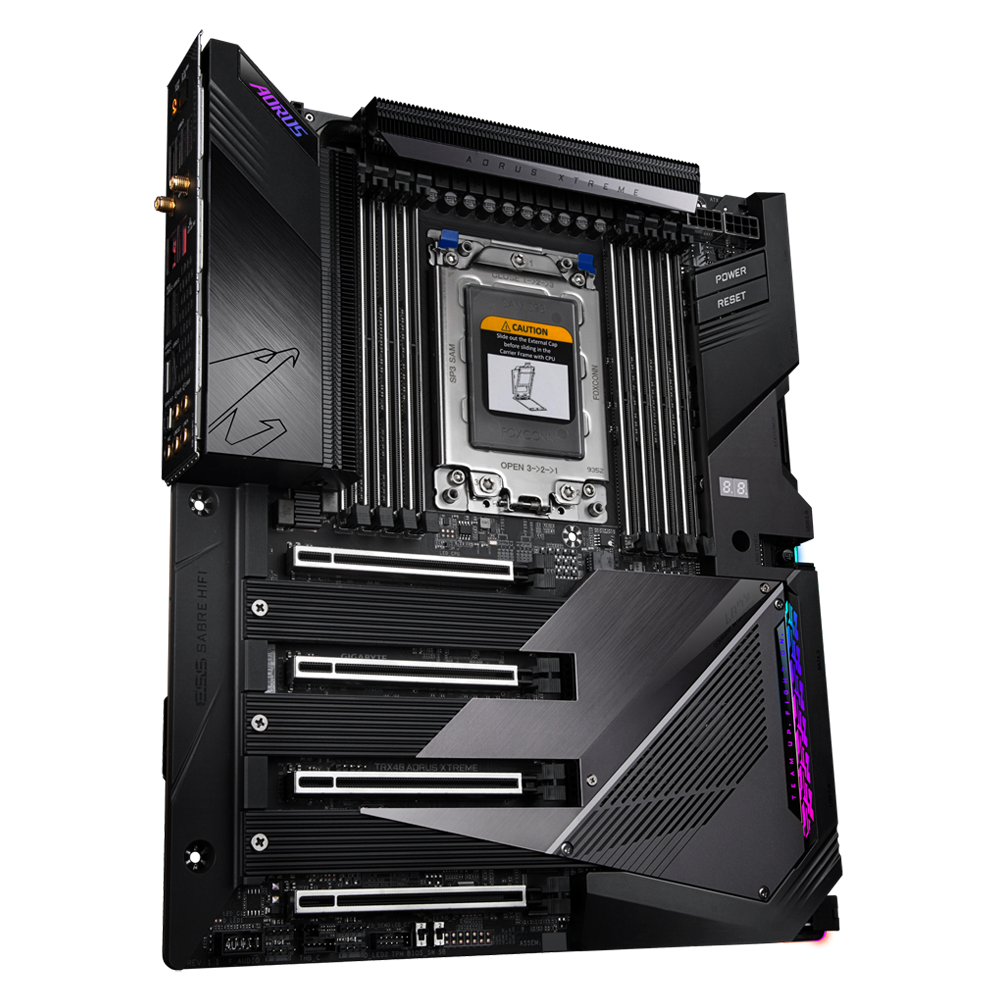 Дънна платка GIGABYTE AORUS TRX40 XTREME