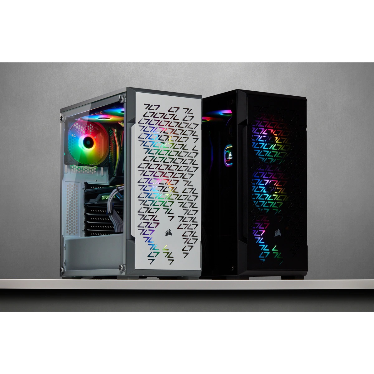 Кутия Corsair iCUE 220T RGB Airflow Tempered Glass
