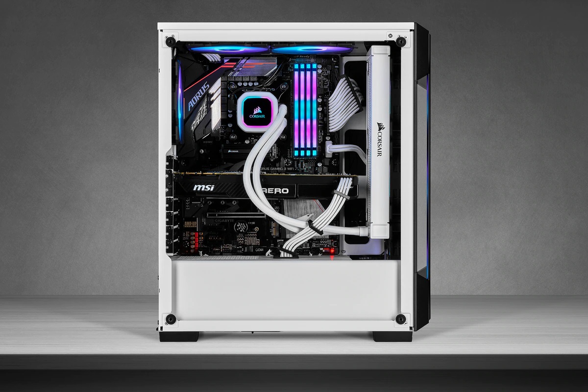 Кутия Corsair iCUE 220T RGB Tempered Glass White