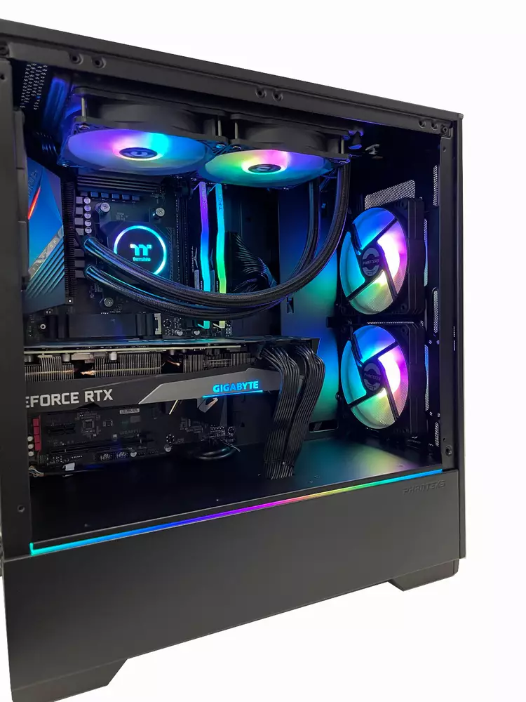 Геймърски компютър Fusion V2 (AMD Ryzen 5 5600X, 16GB, RTX 3070 8GB, 512GB SSD, 750W)