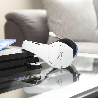 Геймърски безжични слушалки HyperX Cloud Stinger Core Wireless (PS4/PS5), Микрофон, Бял/Син
