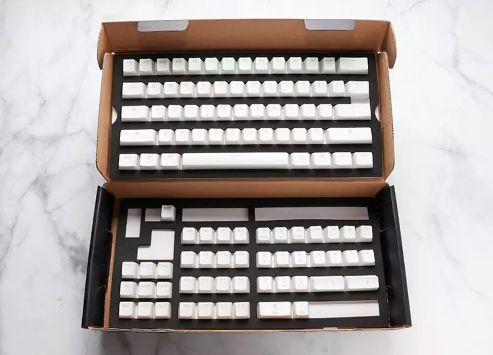 Капачки за механична клавиатура Ducky Pudding White 108-Keycap Set PBT Double-Shot US Layout