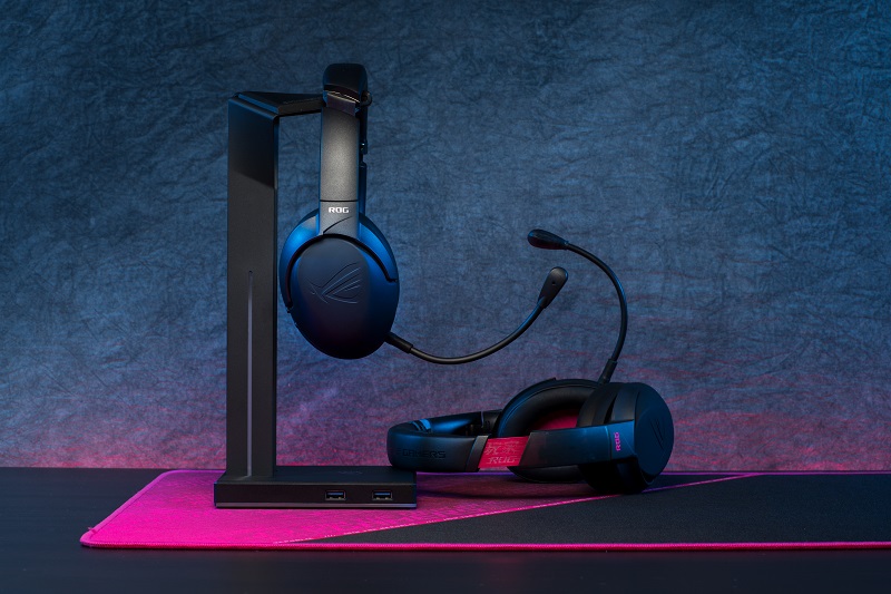 Геймърски слушалки ASUS ROG Strix Go 2.4 Electro Punk