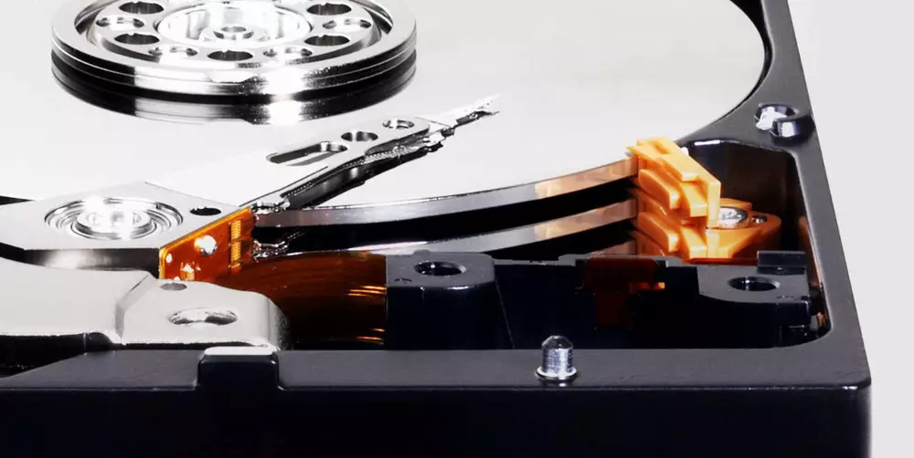 Хард диск WD Blue 6TB 3.5" 5400rpm 256MB SATA 3 6Gb/s - WD60EZAZ