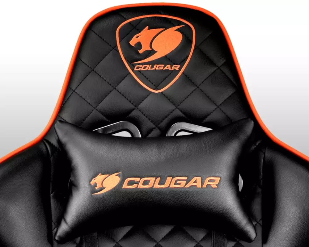 Геймърски стол COUGAR Armor ONE