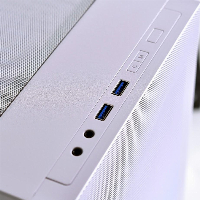 Кутия Lian Li LANCOOL 205 Mesh Mid-Tower Tempered Glass White