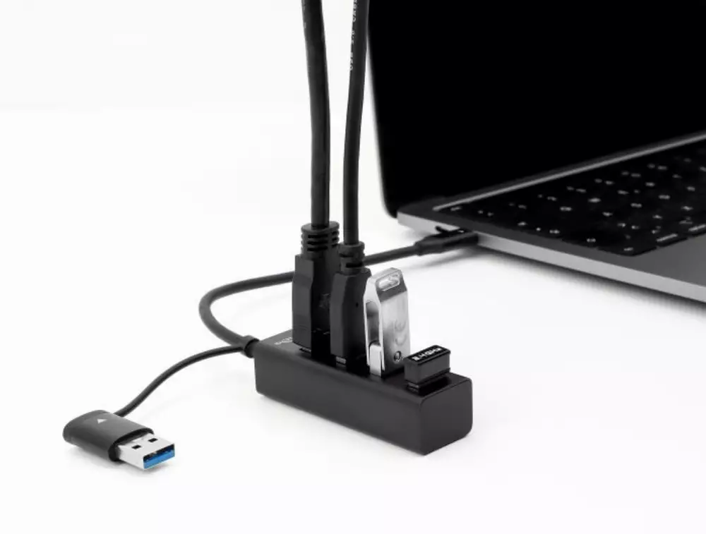 USB хъб Delock 63828, 3.2 Gen 1, 4 x USB-A, USB-C, USB-A конектор, Черен