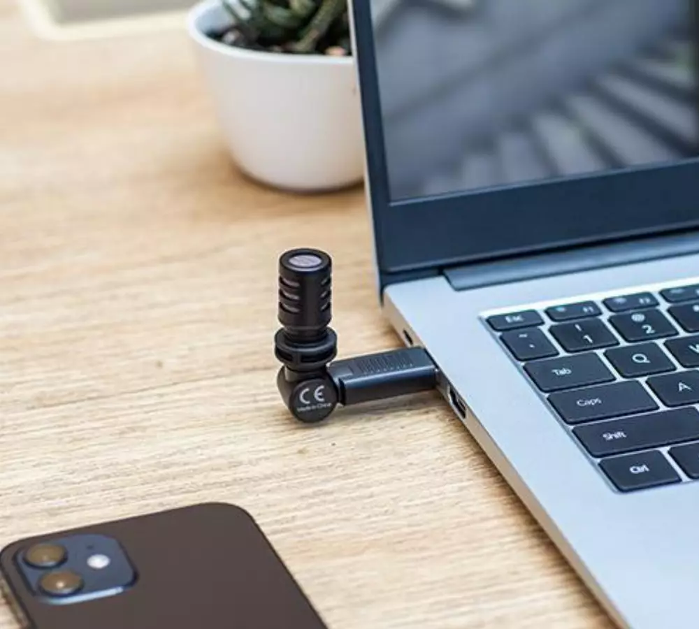 Microfono BOYA BY-M100UA compatto, USB-A