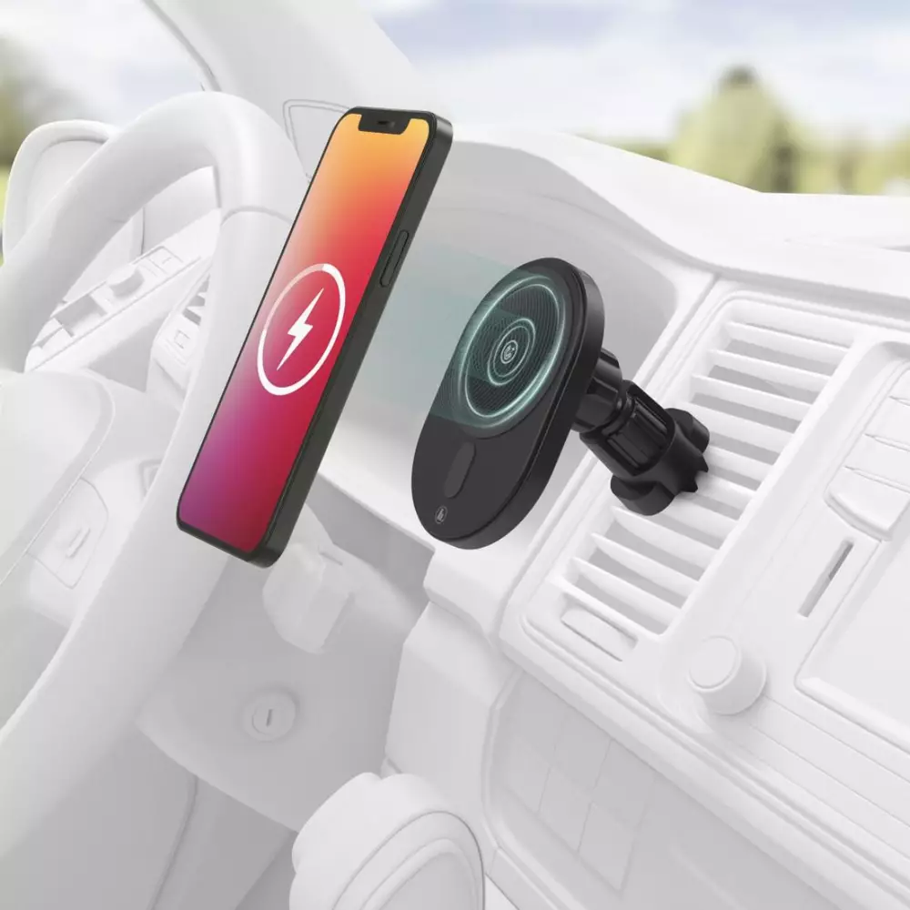 Безжично зарядно HAMA MagCharge Car FC15, 15W, Магнитно, За кола, Черен