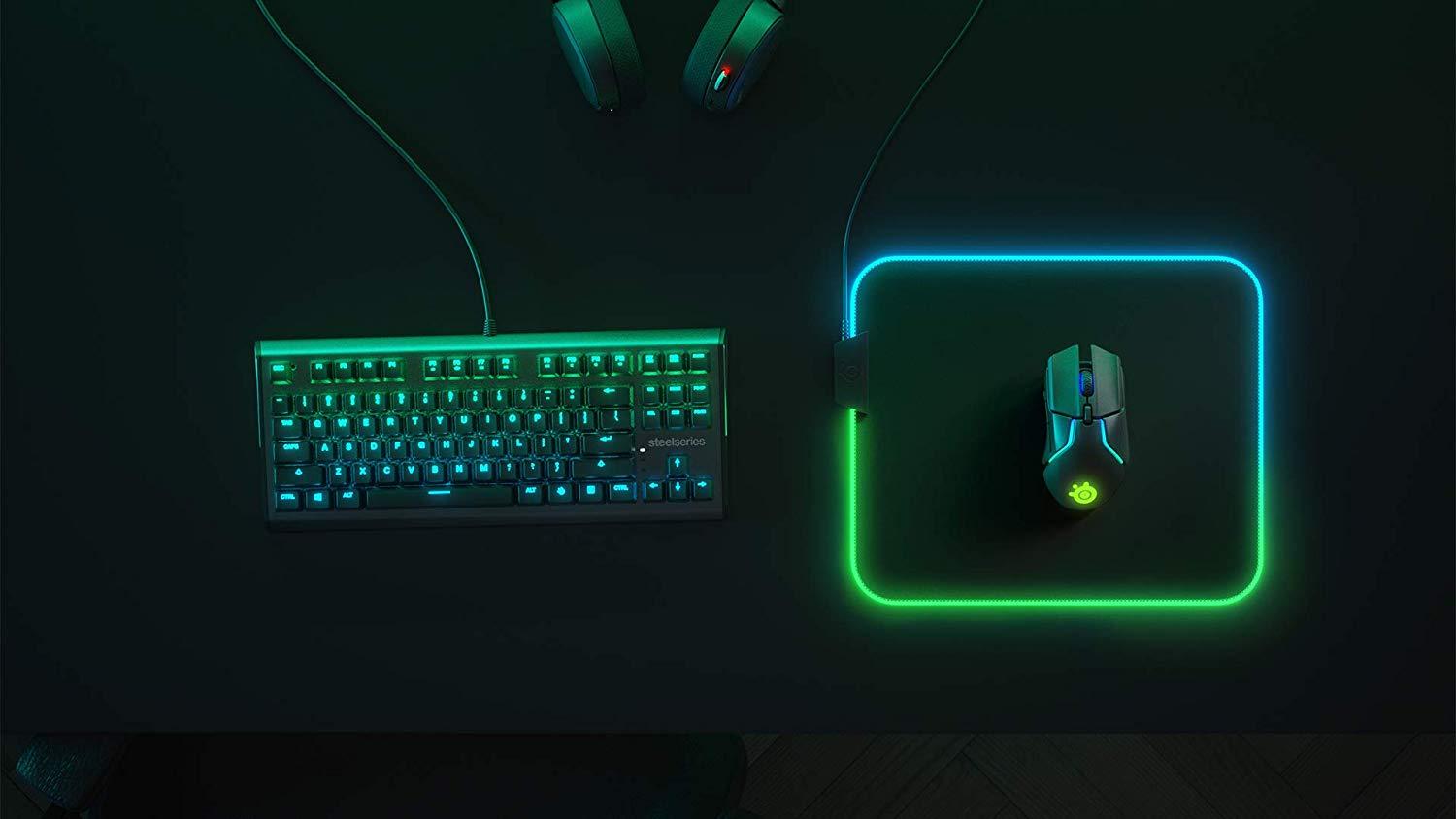 Геймърски пад SteelSeries QcK Prism Cloth - Medium RGB Black