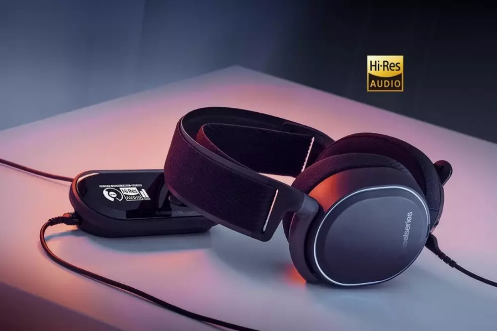 Геймърски слушалки SteelSeries Arctis Pro + GameDAC DTS