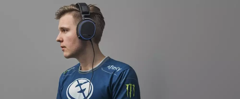 Геймърски слушалки SteelSeries Arctis Pro + GameDAC DTS 