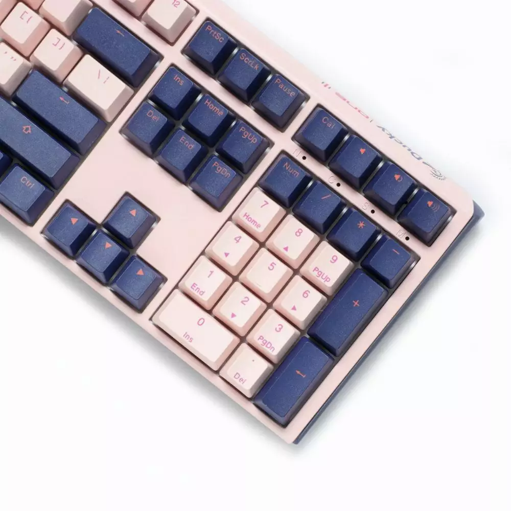 Геймърскa механична клавиатура Ducky One 3 Fuji Cherry MX Black
