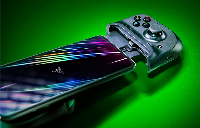 Контролер за телефон Razer Kishi Universal Mobile Gaming Controller for Android 