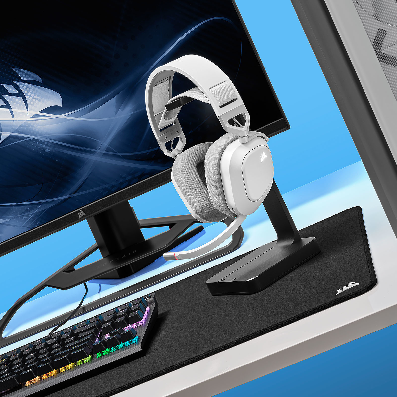 Геймерські навушники Corsair HS80 RGB WIRELESS Premium Gaming Headset with Spatial Audio White (EU) - CA-9011236-EU