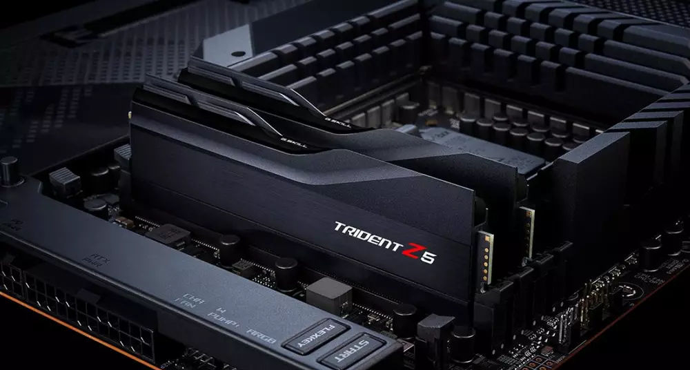 Памет G.SKILL Trident Z5 Black 32GB (2x16GB) DDR5 5600MHz CL40 - F5-5600U4040C16GX2-TZ5K