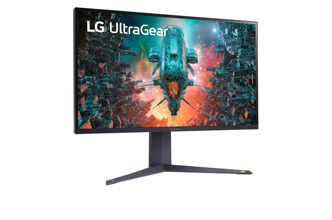LG 32GQ950-B Monitor 32" UltraGear, IPS, 4K UHD, 144Hz, 1ms, HDR1000, AMD FreeSync/G-Sync