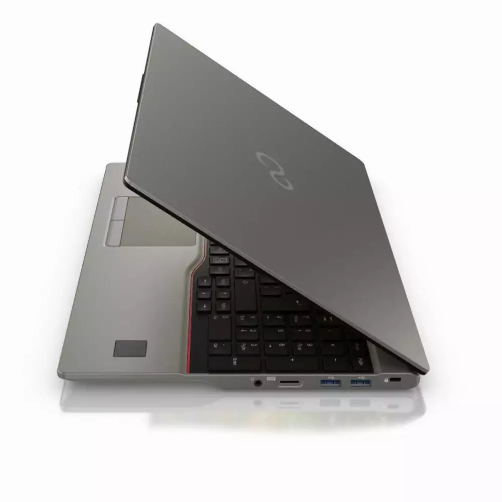 Лаптоп FUJITSU Lifebook U7512
