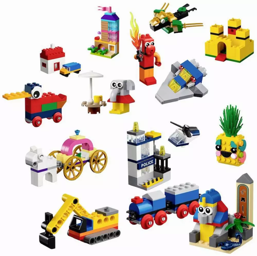 LEGO Classic - 90 Years of Fun - 11021