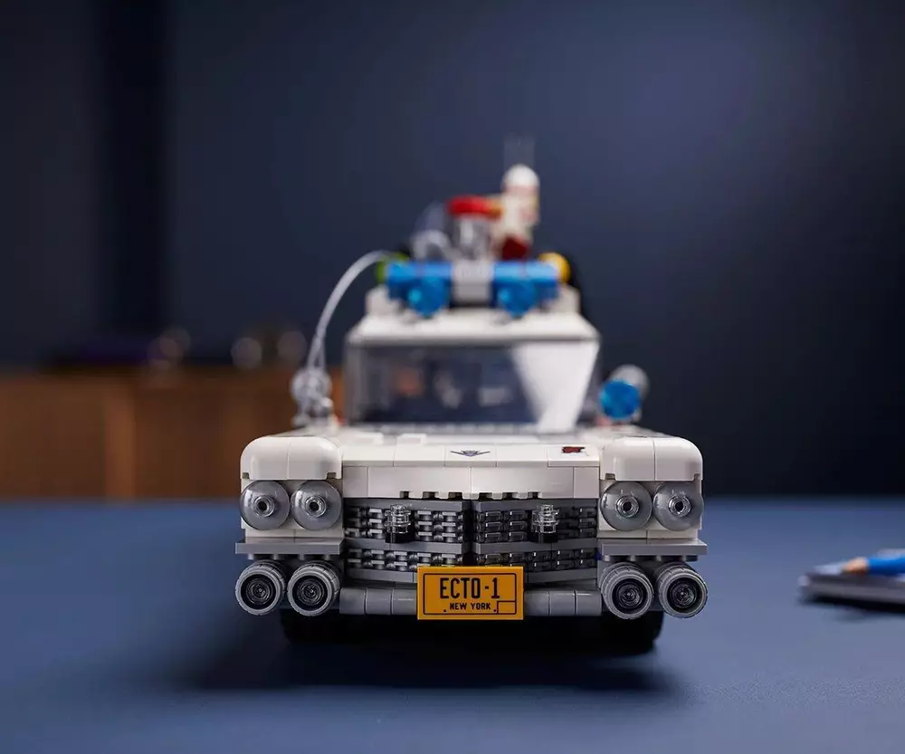 LEGO Icons - Ghostbusters ECTO-1 - 10274