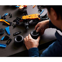 LEGO Technic - McLaren Formula 1 Race Car - 42141