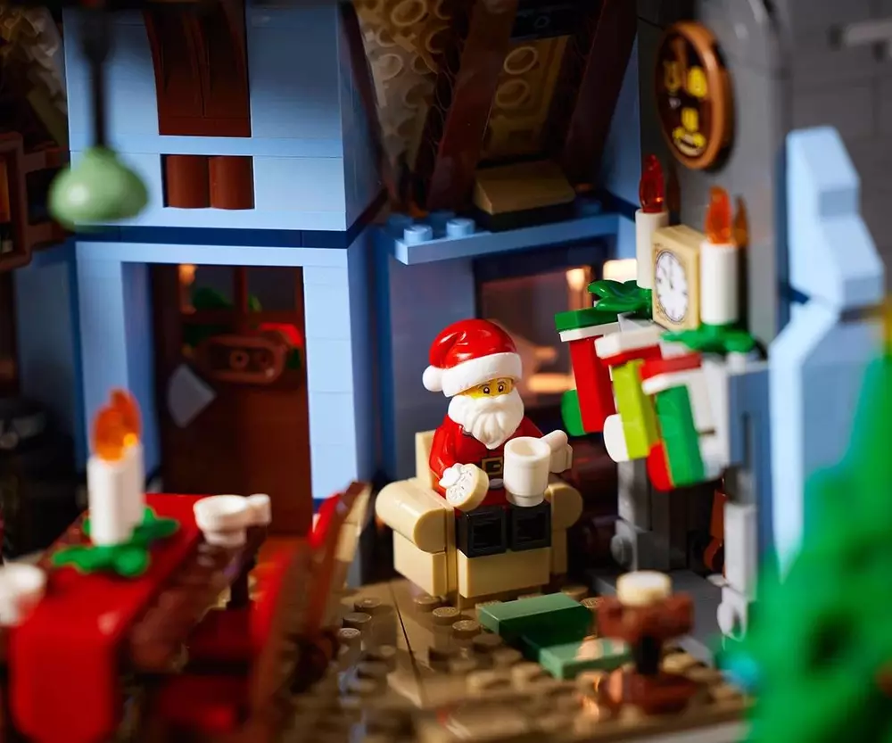 LEGO Icons - Santa's Visit - 10293