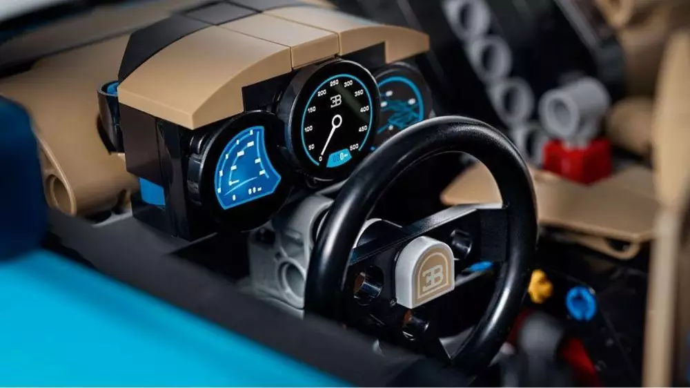 LEGO Technic - Bugatti Chiron - 42083