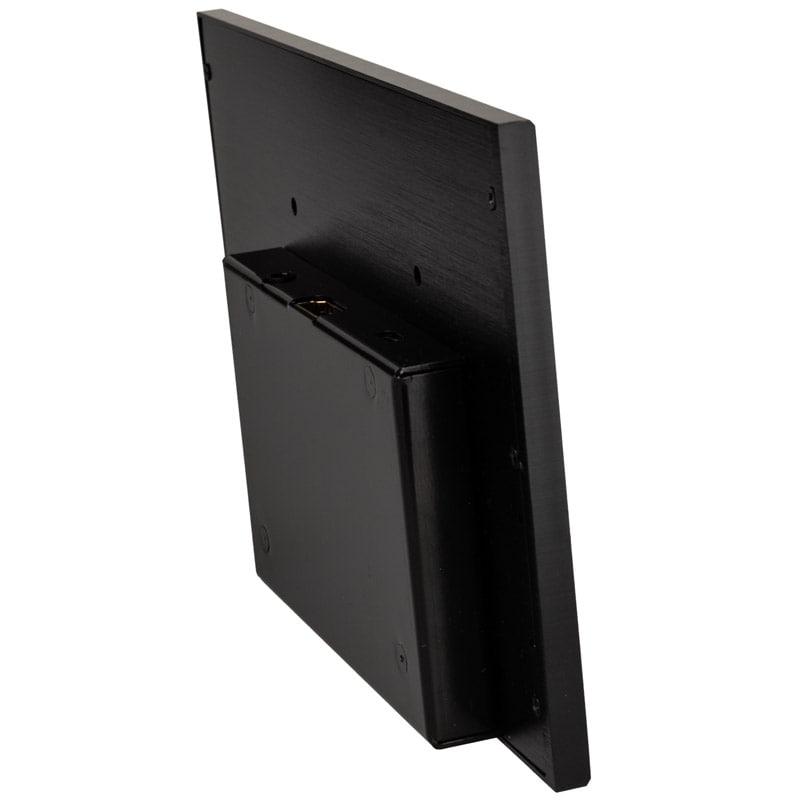 Монитор Lamptron HM070 v2  7" следене на AIDA64 хардуерни параметри