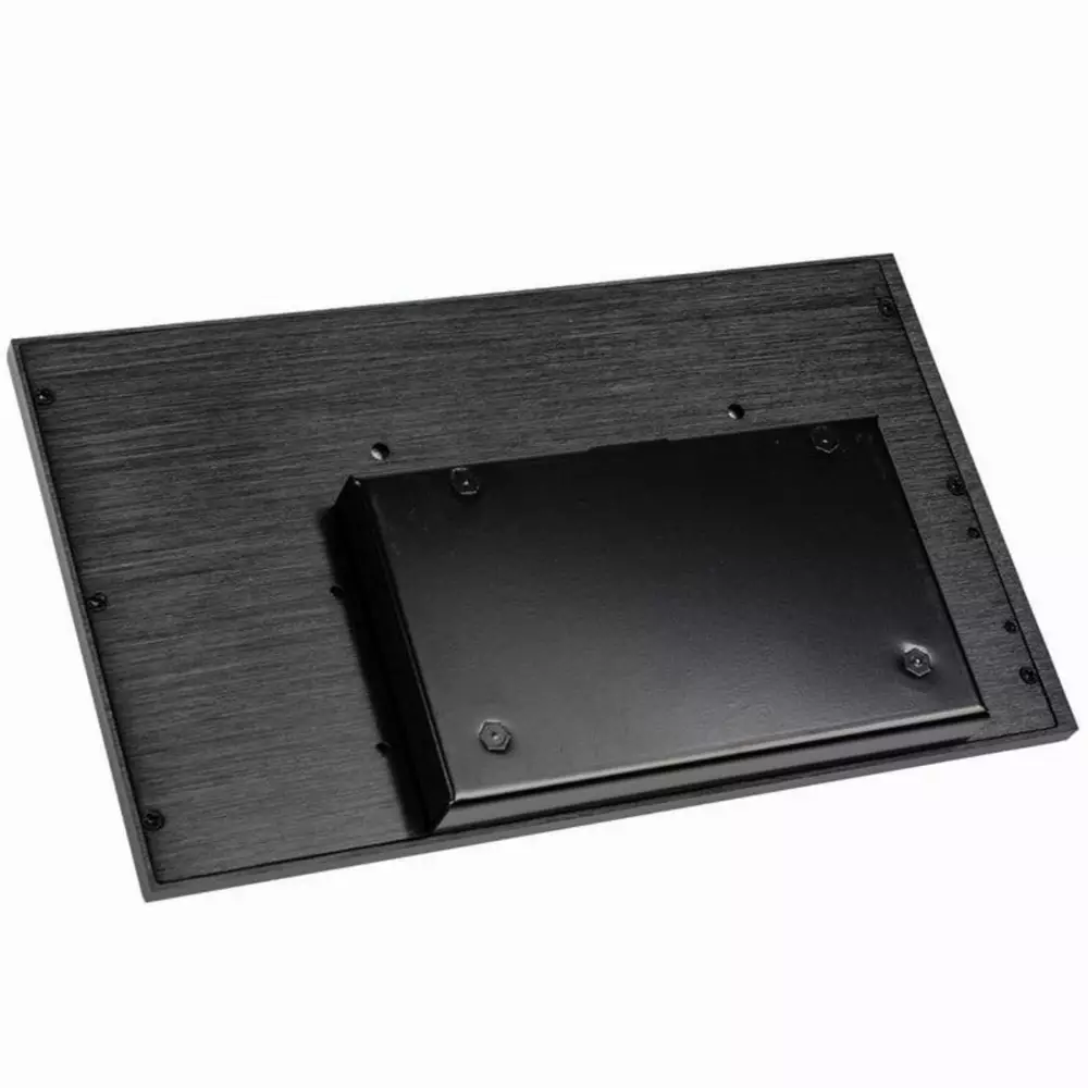 Монитор Lamptron HM070 v2 7" следене на AIDA64 хардуерни параметри