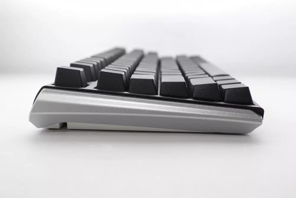 Геймърскa механична клавиатура Ducky One 3 Classic TKL Hotswap Cherry MX Black RGB PBT Keycaps