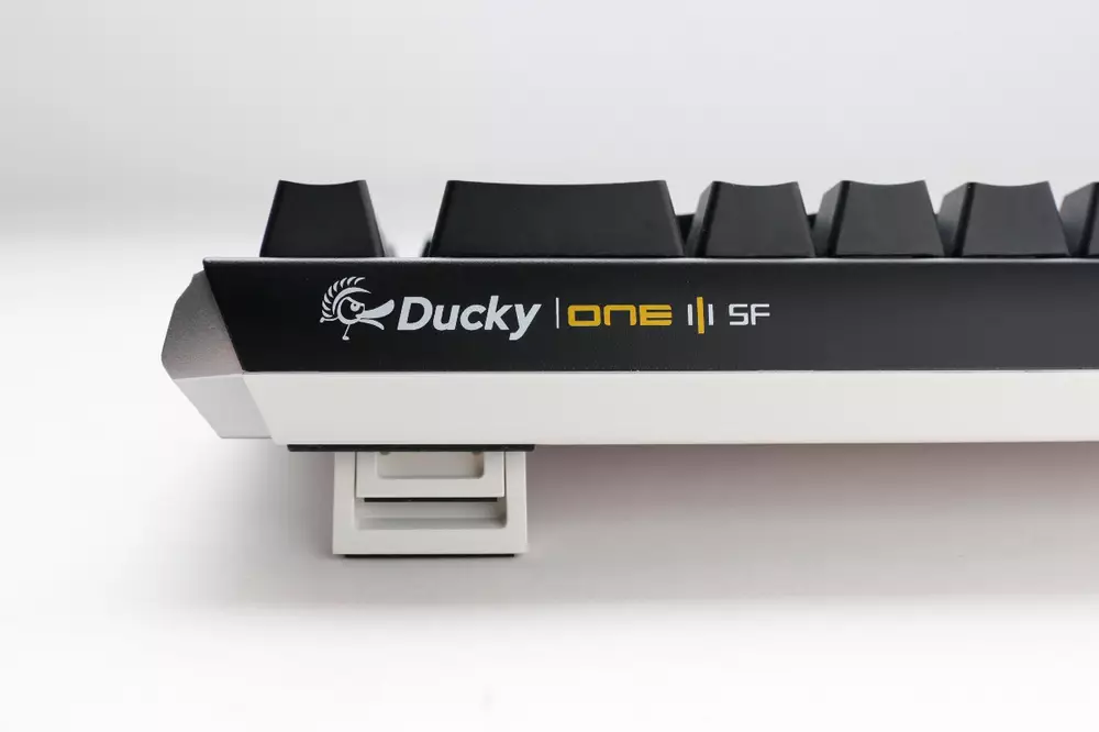Геймърскa механична клавиатура Ducky One 3 Classic SF 65% Hotswap Cherry MX Brown RGB PBT Keycaps