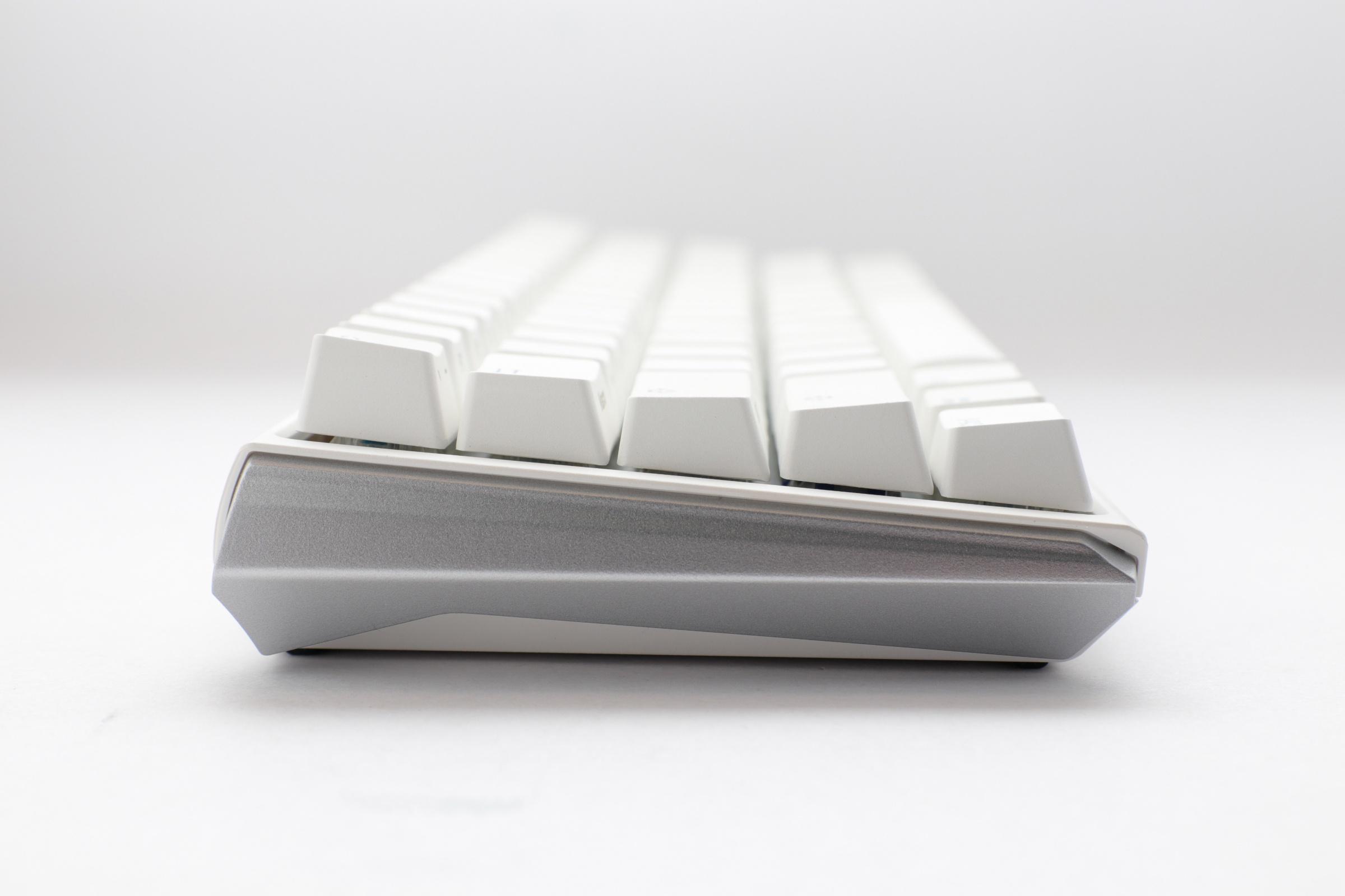 Геймърскa механична клавиатура Ducky One 3 Pure White SF 65 Hotswap Cherry Mx Blue RGB PBT Keycaps