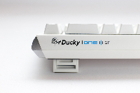 Геймърскa механична клавиатура Ducky One 3 Pure White SF 65 Hotswap Cherry Mx Silent Red RGB PBT Keycaps