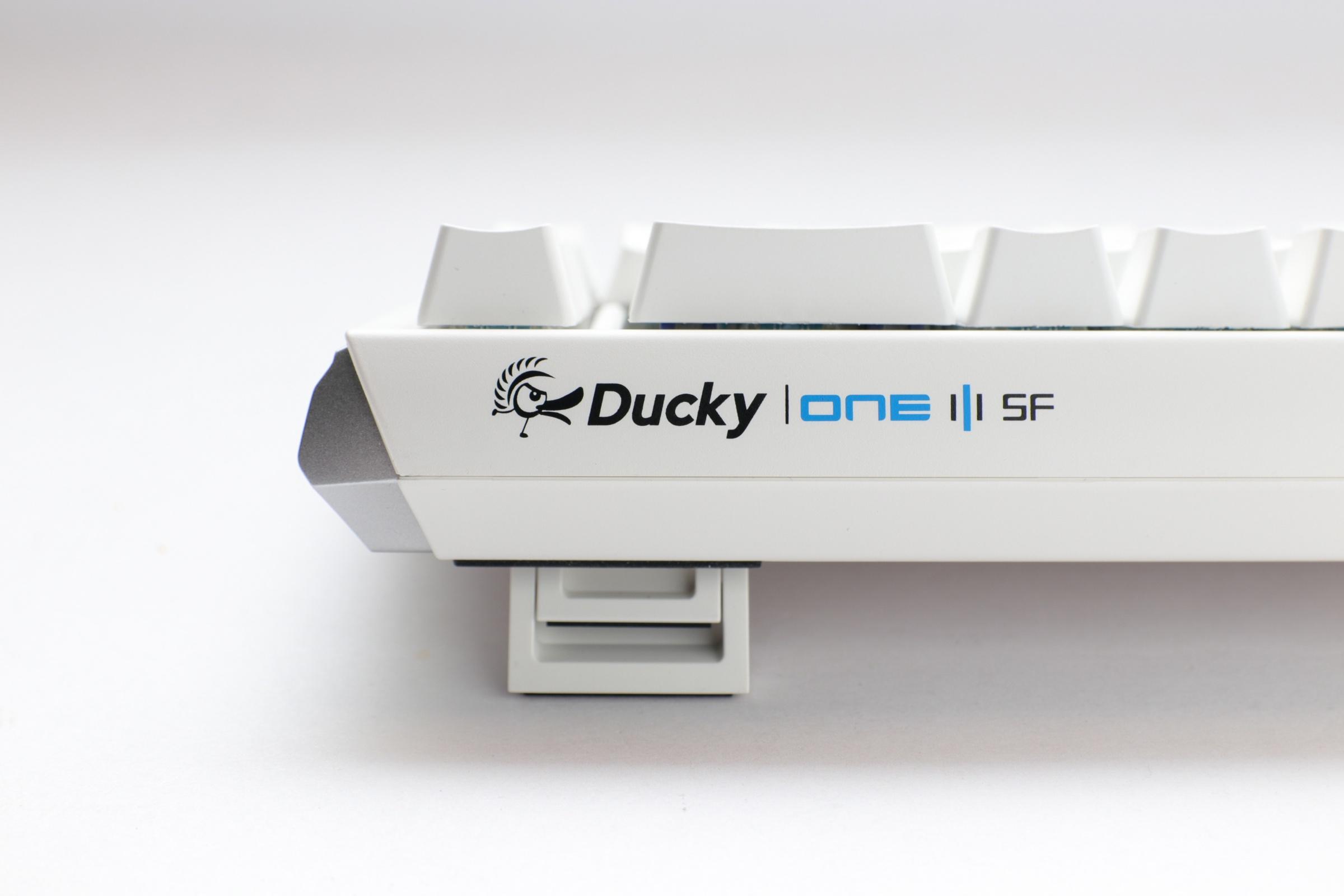 Геймърскa механична клавиатура Ducky One 3 Pure White SF 65 Hotswap Cherry Mx Clear RGB PBT Keycaps