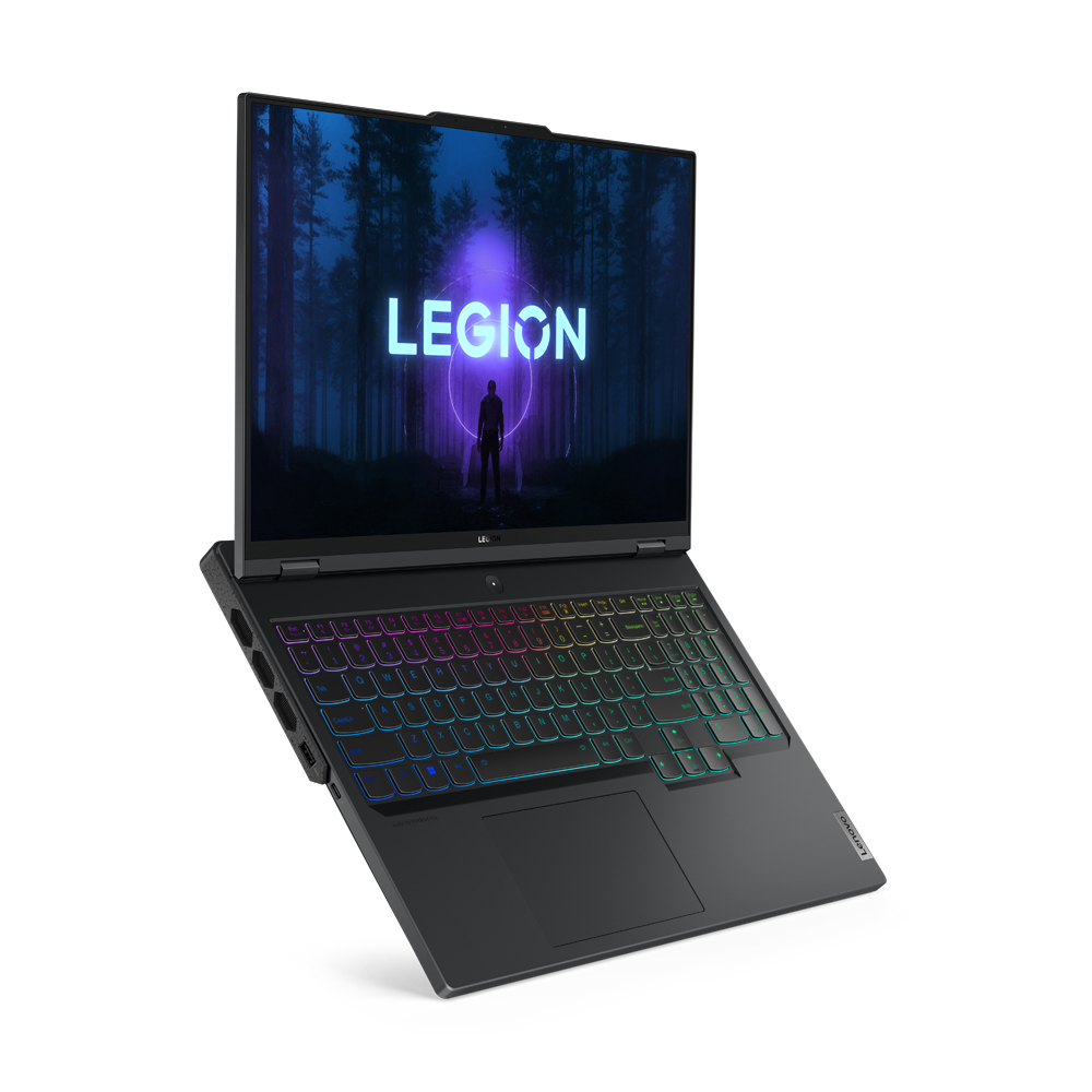 Лаптоп Lenovo Legion Pro 7 16IRX8H - 82WQ000YRM