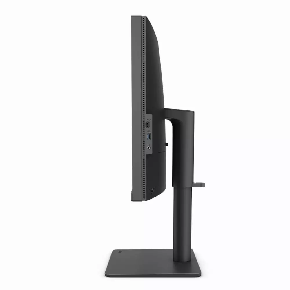 Монитор BenQ PD2705U 27", IPS, 4K UHD 3840x2160, HDR, 99% sRGB, USB-C, HDMI, DisplayPort, Черен