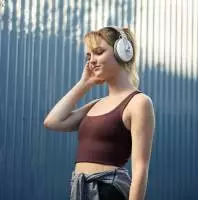 Слушалки Sennheiser MOMENTUM 3 Wireless - бели