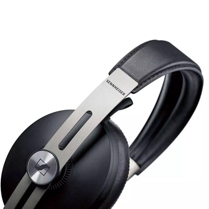Слушалки Sennheiser MOMENTUM 3 Wireless - черни