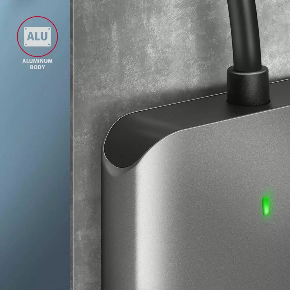 Четец за карти памет Aluminum high-speed USB-C 3.2 Gen 1 memory card reader. 3 slots, UHS-II.