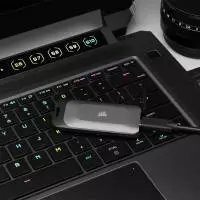 Външен диск SSD Corsair EX100U 1TB Portable USB Storage - CSSD-EX100U1TB