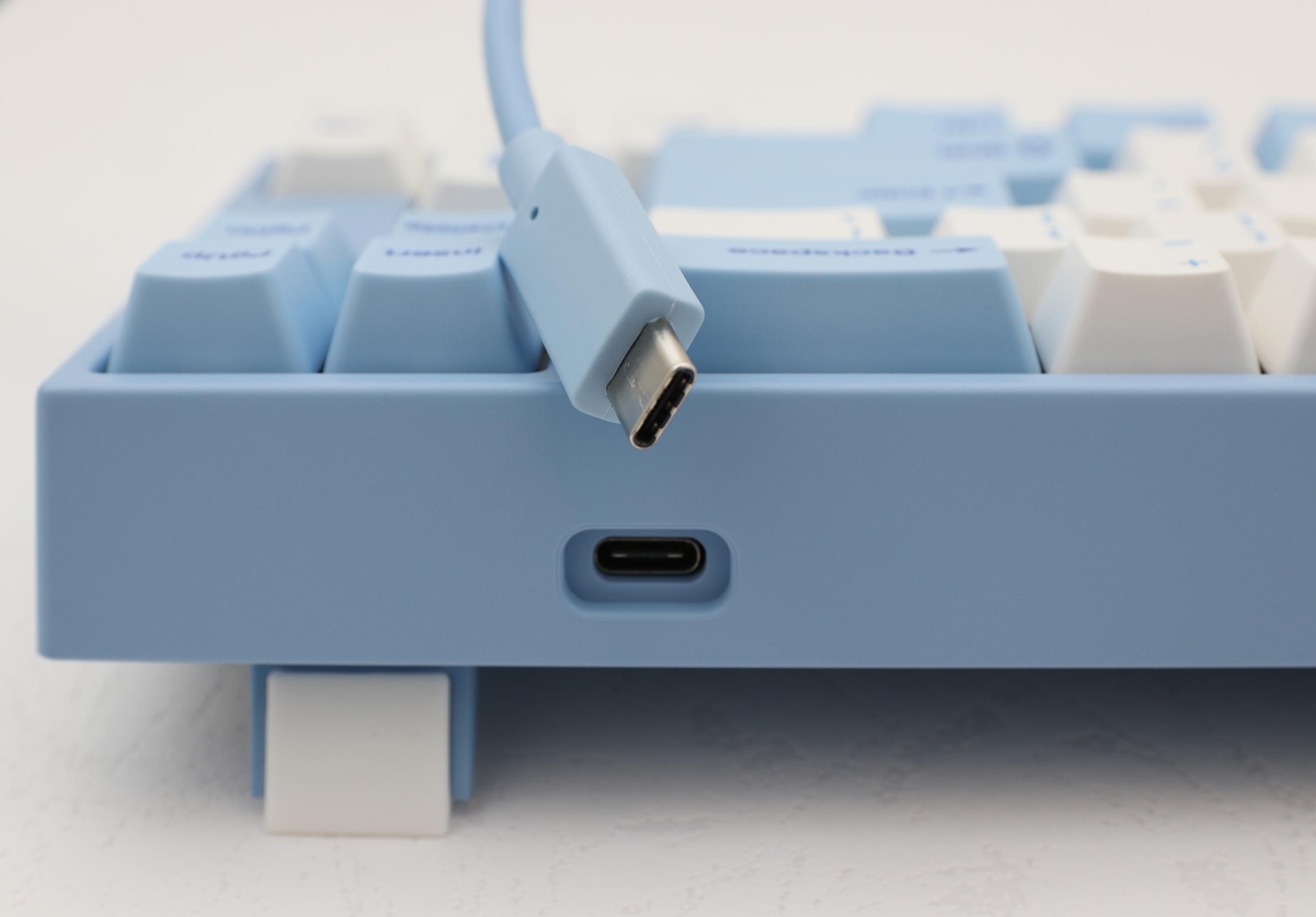 Геймърскa клавиатура Ducky x Varmilo Miya Sea Melody 65% Cherry MX Silent Red