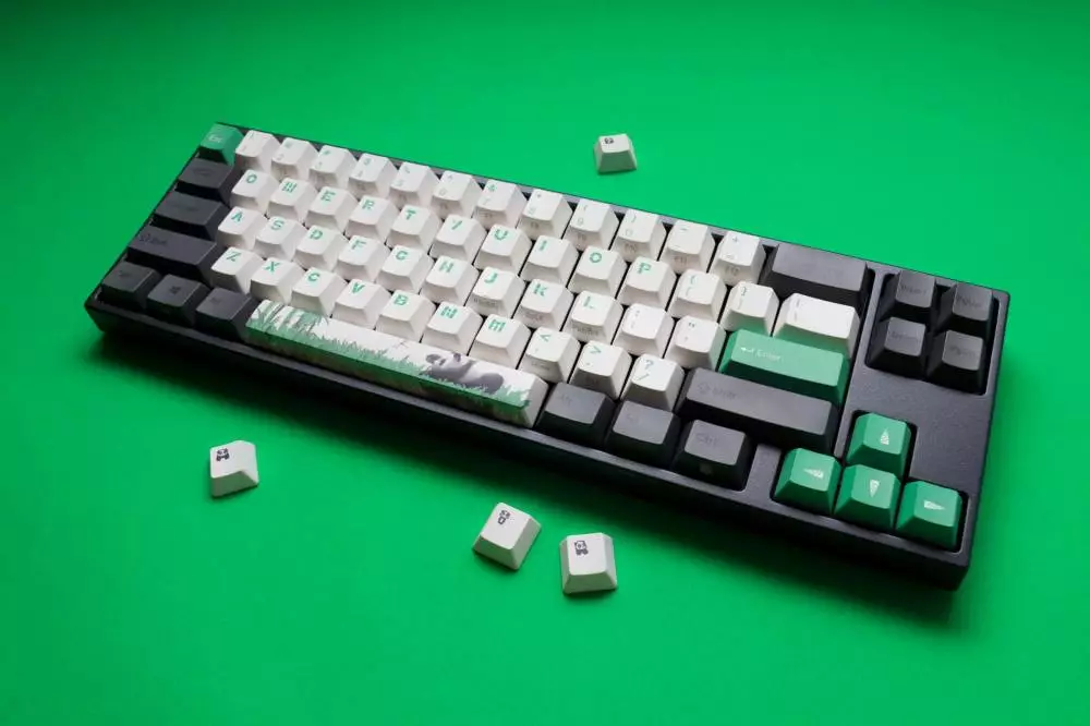 Геймърскa клавиатура Ducky x Varmilo Miya Panda V2 65% Cherry MX Red