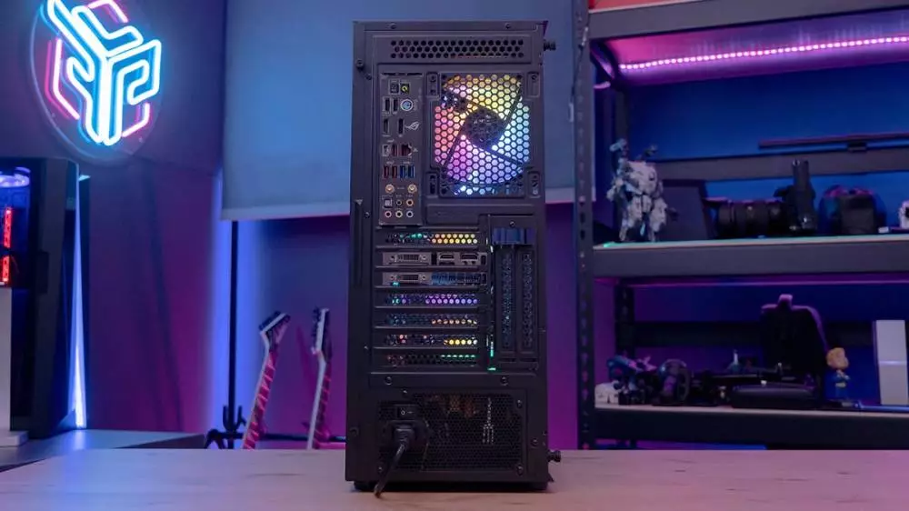 Кутия AeroCool Beam-G-BK-v2 TG ATX Case 4 fans included