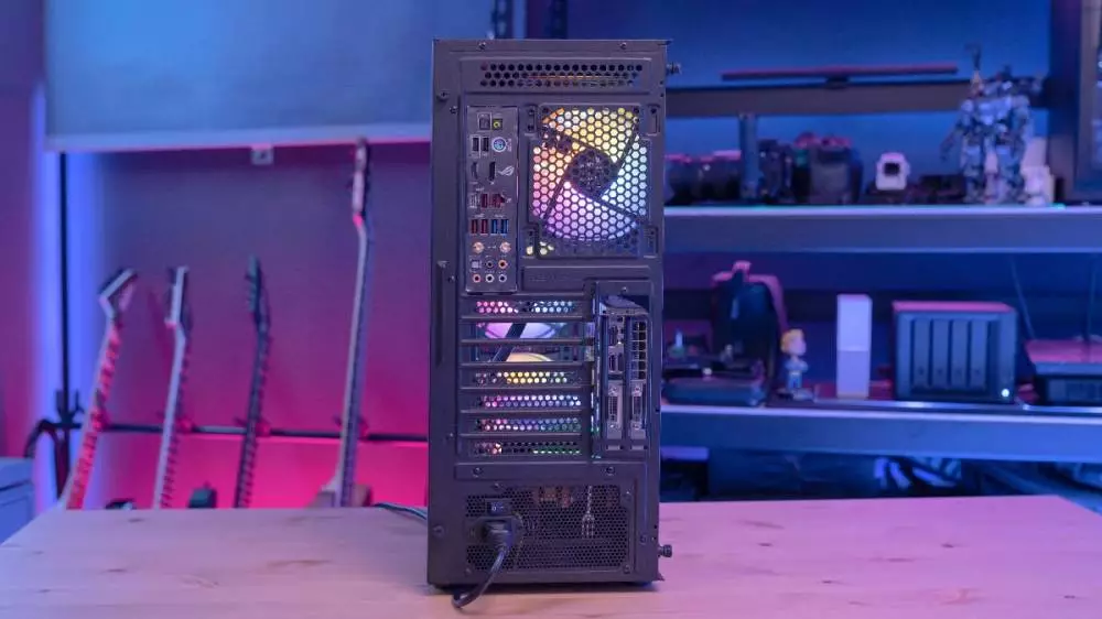 Кутия AeroCool Beam-G-BK-v2 TG ATX Case 4 fans included