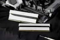 Памет Team Group T-Force XTREEM WHITE ARGB DDR4 32GB (2x16GB) 3600MHz CL18 - TF13D432G3600HC18JDC01
