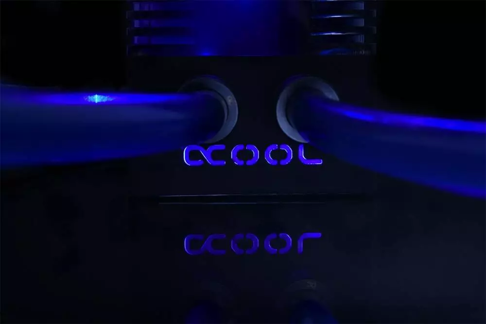 Резервоар с помпа Alphacool Eisstation DC-Ultra incl. DC-LT 2600 Ultra pump