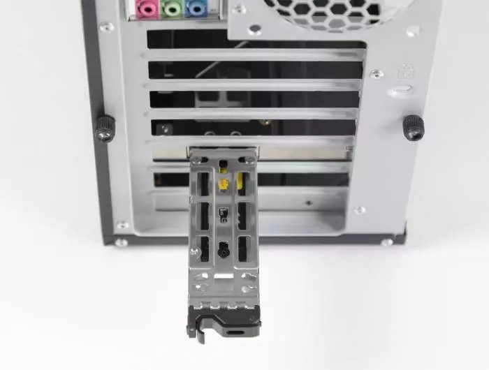Подвижна стойка Delock PCI Express Card за 1 x M.2 NMVe SSD, Нисък профил