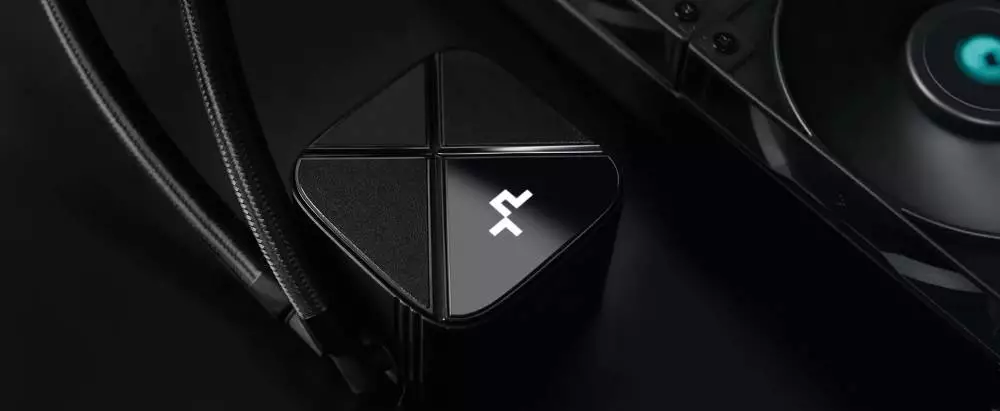 Водно охлаждане за процесор DeepCool LS520S 240mm Zero Dark Water Cooling