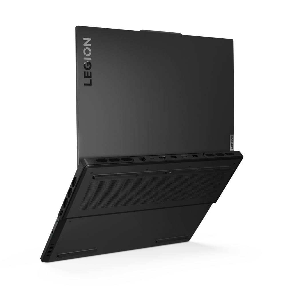 Лаптоп Lenovo Legion Pro 7 16IRX8H - 82WQ0032BM
